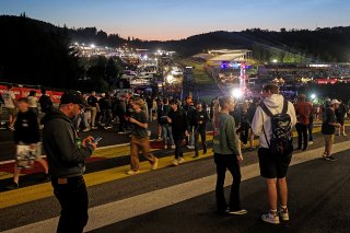 Fans night track walk