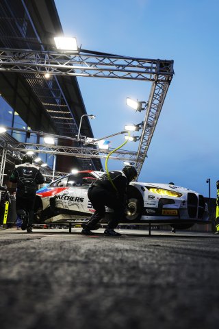 #32 - Team WRT - Sheldon VAN DER LINDE - Dries VANTHOOR - Charles WEERTS - BMW M4 GT3 