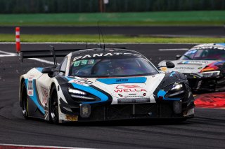 #100 - Team RJN - Alex BUNCOMBE - Chris BUNCOMBE - Jann MARDENBOROUGH - Josh Caygill - McLaren 720S GT3 EVO 