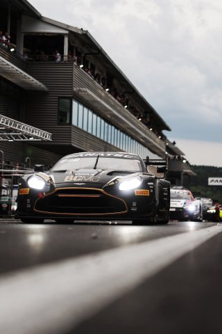 #34 - Walkenhorst Motorsport - David PITTARD - Henrique CHAVES - Ross GUNN - Aston Martin Vantage AMR GT3 EVO 