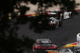 #34 - Walkenhorst Motorsport - David PITTARD - Henrique CHAVES - Ross GUNN - Aston Martin Vantage AMR GT3 EVO 