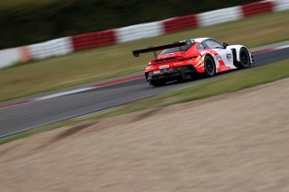 #80 - Lionspeed GP - Patrick KOLB - Bastian BUUS - Michael VERHAGEN - Porsche 911 GT3 R (992) 