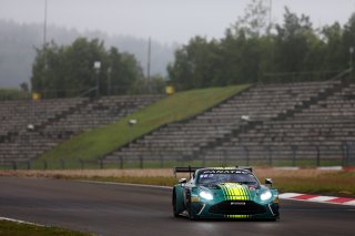 #21 - Comtoyou Racing - Charles CLARK - Sam DEJONGHE - Matisse LISMONT - Aston Martin Vantage AMR GT3 EVO 