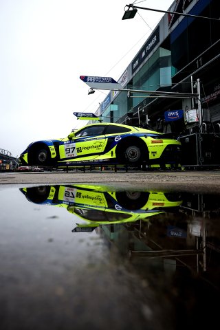 #97 - Rutronik Racing - Dustin BLATTNER - Dennis MARSCHALL - Loek HARTOG - Porsche 911 GT3 R (992) 