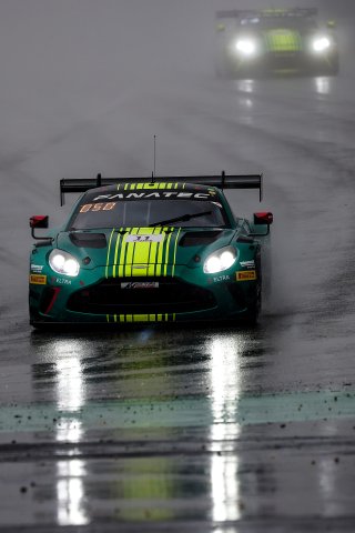 #11 - Comtoyou Racing - John DE WILDE - Kobe PAUWELS - Job VAN UTEIRT - Aston Martin Vantage AMR GT3 EVO 