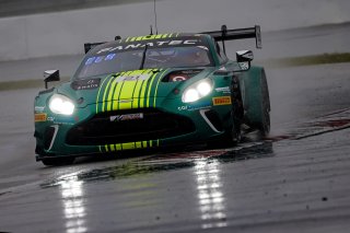 #21 - Comtoyou Racing - Charles CLARK - Sam DEJONGHE - Matisse LISMONT - Aston Martin Vantage AMR GT3 EVO 