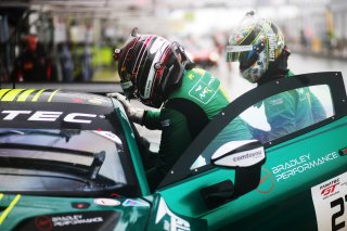 #21 - Comtoyou Racing - Charles CLARK - Sam DEJONGHE - Matisse LISMONT - Aston Martin Vantage AMR GT3 EVO 