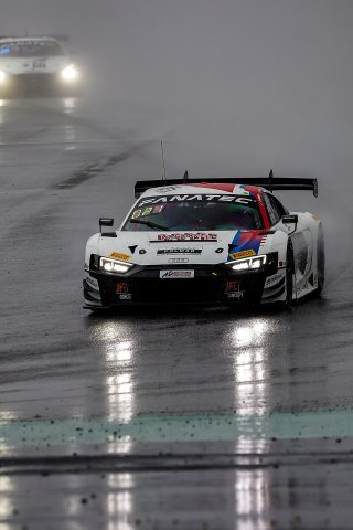 #25 - Sainteloc Racing - Paul EVRARD - Gilles MAGNUS - Jim PLA - Audi R8 LMS GT3 EVO II 