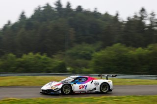 #93 - Sky Tempesta Racing - Christopher FROGGATT - Jonathan HUI - Eddie CHEEVER - Ferrari 296 GT3 