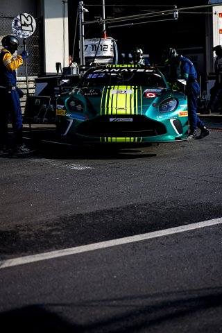 #21 - Comtoyou Racing - Charles CLARK - Sam DEJONGHE - Matisse LISMONT - Aston Martin Vantage AMR GT3 EVO 