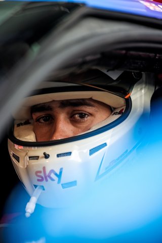 #93 - Sky Tempesta Racing - Christopher FROGGATT - Ferrari 296 GT3 
