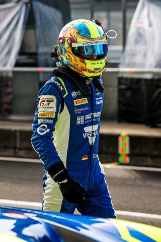#96 - Rutronik Racing - Sven MÜLLER - Porsche 911 GT3 R (992) 