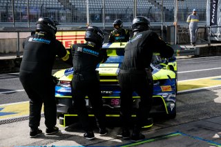 #96 - Rutronik Racing - Patric NIEDERHAUSER - Sven MÜLLER - Julien ANDLAUER - Porsche 911 GT3 R (992) 