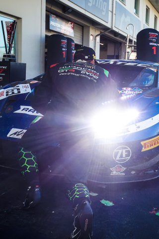 #163 - GRT - Grasser Racing Team - Jordan PEPPER - Franck PERERA - Marco MAPELLI - Lamborghini Huracan GT3 EVO2 