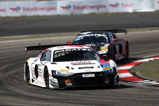 #25 - Sainteloc Racing - Paul EVRARD - Gilles MAGNUS - Jim PLA - Audi R8 LMS GT3 EVO II 