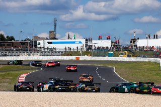 #57 - Winward Racing - Tanart SATHIENTHIRAKUL - Colin CARESANI - Daan ARROW - Mercedes-AMG GT3 EVO 