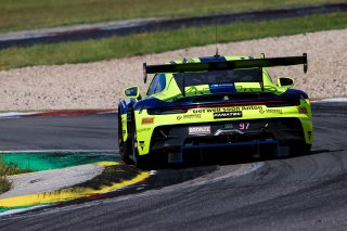 #97 - Rutronik Racing - Dustin BLATTNER - Dennis MARSCHALL - Loek HARTOG - Porsche 911 GT3 R (992) 