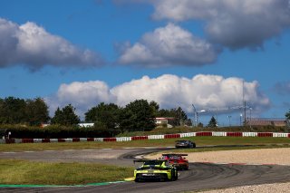 #97 - Rutronik Racing - Dustin BLATTNER - Dennis MARSCHALL - Loek HARTOG - Porsche 911 GT3 R (992) 