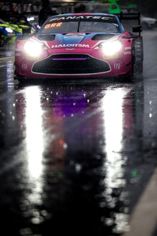 #36 - Walkenhorst Motorsport - Tim CRESWICK - Mex JANSEN - Ben GREEN - Aston Martin Vantage AMR GT3 EVO 