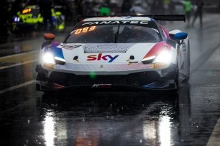 #93 - Sky Tempesta Racing - Christopher FROGGATT - Jonathan HUI - Eddie CHEEVER - Ferrari 296 GT3 