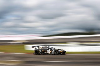 #34 - Walkenhorst Motorsport - David PITTARD - Henrique CHAVES - Ross GUNN - Aston Martin Vantage AMR GT3 EVO 