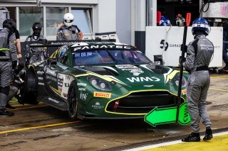 #35 - Walkenhorst Motorsport - Romain LEROUX - Lorcan HANAFIN - Maxime ROBIN - Aston Martin Vantage AMR GT3 EVO 