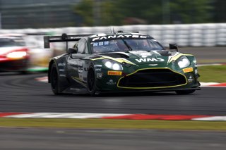#35 - Walkenhorst Motorsport - Romain LEROUX - Lorcan HANAFIN - Maxime ROBIN - Aston Martin Vantage AMR GT3 EVO 