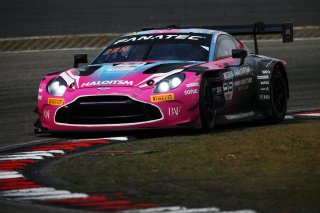 #36 - Walkenhorst Motorsport - Tim CRESWICK - Mex JANSEN - Ben GREEN - Aston Martin Vantage AMR GT3 EVO 