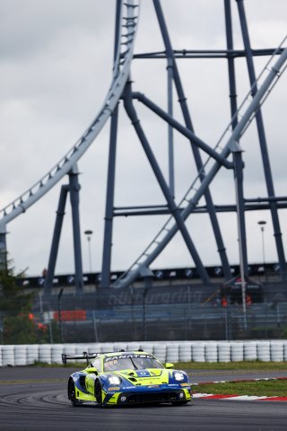 #97 - Rutronik Racing - Dustin BLATTNER - Dennis MARSCHALL - Loek HARTOG - Porsche 911 GT3 R (992) 