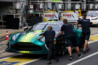 #21 - Comtoyou Racing - Charles CLARK - Sam DEJONGHE - Matisse LISMONT - Aston Martin Vantage AMR GT3 EVO 