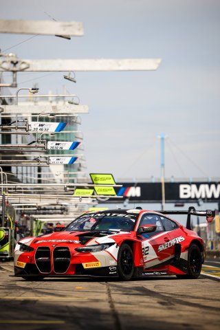 #32 - Team WRT - Sheldon VAN DER LINDE - Dries VANTHOOR - Charles WEERTS - BMW M4 GT3 