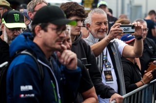 Autograph session