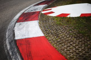 Kerbing