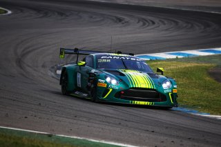#11 - Comtoyou Racing -  Razvan Umbrarescu - James Jakes - Aston Martin Vantage AMR GT3 EVO 