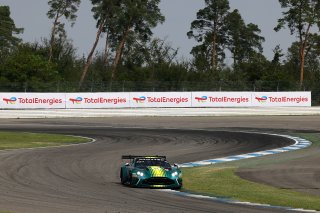 #21 – Comtoyou Racing – Matisse LISMONT – David PITTARD – Aston Martin Vantage AMR GT3 EVO 