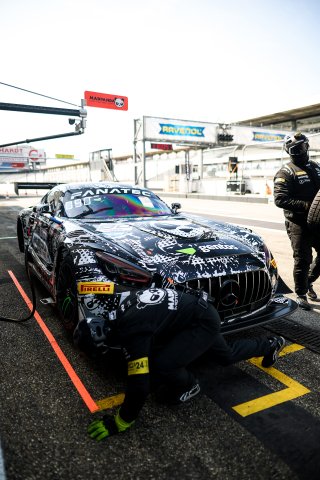 #90 – Madpanda Motorsport – Exequiel PEREZ COMPANC – Philip KEEN - Mercedes-AMG GT3 