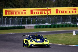 #96 - Rutronik Racing – Patric NIEDERHAUSER – Sven MULLER – Porsche 911 GT3 R (992) 