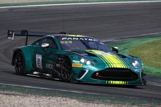 #21 – Comtoyou Racing – Matisse LISMONT – David PITTARD – Aston Martin Vantage AMR GT3 EVO 