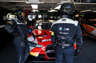 #32 – Team WRT – Dries VANTHOOR – Charles WEERTS – BMW M4 GT3 