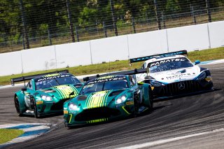 #11 - Comtoyou Racing -  Razvan Umbrarescu - James Jakes - Aston Martin Vantage AMR GT3 EVO 