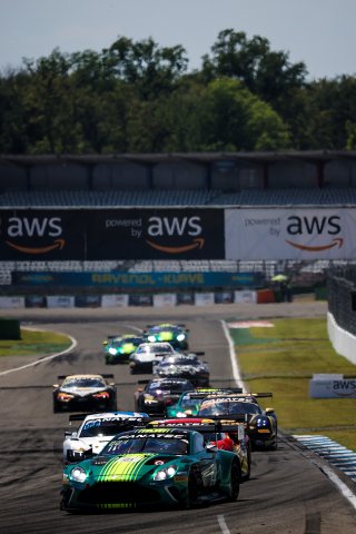 #21 – Comtoyou Racing – Matisse LISMONT – David PITTARD – Aston Martin Vantage AMR GT3 EVO 