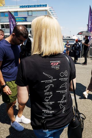 Guests on the grid