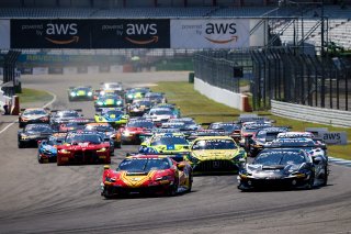 Start of Race 1 - #71 – AF Corse – Eilseo DONNO – Thomas FLEMING – Ferrari 296 GT3  leads