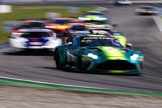 #21 – Comtoyou Racing – Matisse LISMONT – David PITTARD – Aston Martin Vantage AMR GT3 EVO 