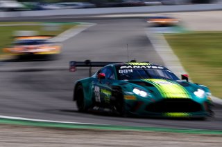 #7 – Comtoyou Racing – Mattia DRUDI – Nicolas BAERT – Aston Martin Vantage AMR GT3 EVO 