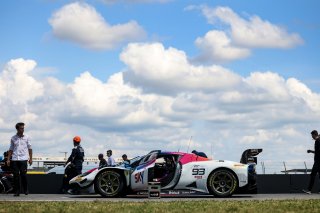 #93 - Sky Tempesta Racing - Eddie CHEEVER - Jonathan HUI - Ferrari 296 GTB 