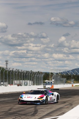 #93 - Sky Tempesta Racing - Eddie CHEEVER - Jonathan HUI - Ferrari 296 GTB 