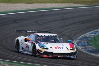 #93 - Sky Tempesta Racing - Eddie CHEEVER - Jonathan HUI - Ferrari 296 GTB 