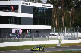 #96 - Rutronik Racing – Patric NIEDERHAUSER – Sven MULLER – Porsche 911 GT3 R (992) 