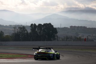 #96 - Rutronik Racing – Patric NIEDERHAUSER – Sven MULLER – Porsche 911 GT3 R (992) 